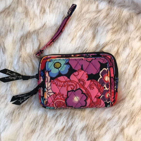 vera bradley wristlet with phone holder